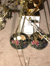 Load image into Gallery viewer, Circle Hanging Earrings