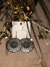 Load image into Gallery viewer, Round Hanging Earrings